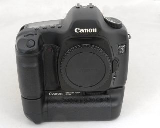 Canon EOS 5D Body w BG E4 Battery Grip EXC Condition Used