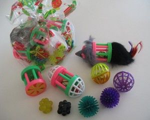 Cat Toy Lot 9 Plastic Drum Mice Balls Pet Toy Brand New