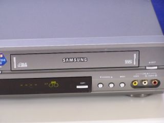 Samsung DVD CD VHS V1000 w DVD to VHS Recorder Player Combo Xlnt