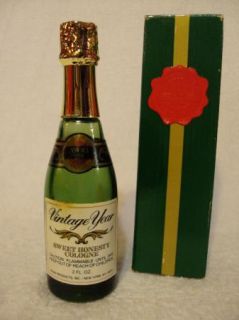   Avon Novelty Vintage Year Champaign Year Decanter w Box Green Glass
