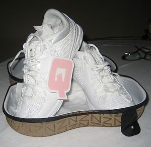 New with Box Girls Cheer Shoes White Size 5 Nfinity Passion with Case 
