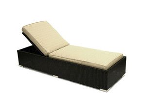   Outdoor Patio Lounge Furniture Wicker Chaise Lounger