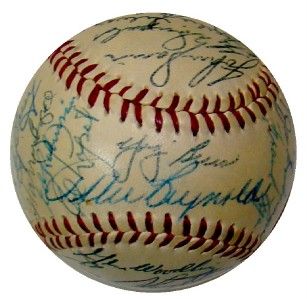 1954 Yankees Team 27 Signed Baseball Mickey Mantle Yogi Berra High 