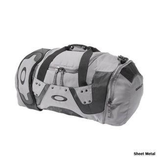 oakley small carry duffle bag 31l 58 30 click for price rrp $ 72