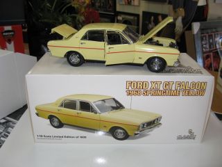 Classic Carlectables Ford XT GT Falcon 1968 Springtime Yellow 1 18