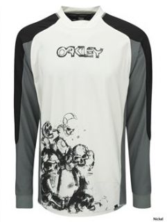  states of america on this item is $ 9 99 oakley skulls long sleeve