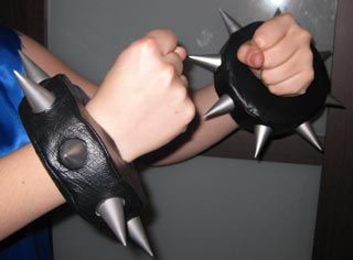 Street Fighter Cosplay Wrist Spikes for Chun Li Costume