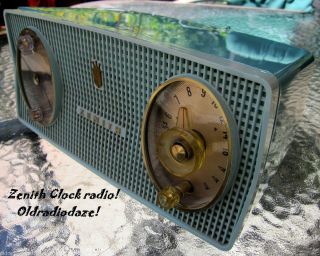Zenith Retro Tube Clock Radio RARE Color Combo Working 1950s vint