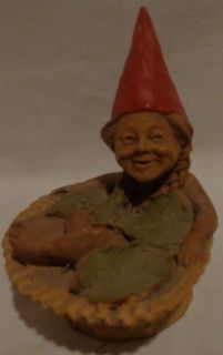 Wonderful Tom Clark Gnome Figurine