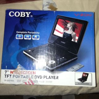  Coby TF DVD7006 Portable DVD Player 7"