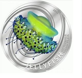 Jelly Fish (Cotylorhiza Tuberculata) 2011 Pitcairn Island Silver Coin