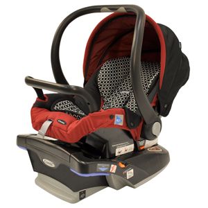 Combi Shuttle 33 Infant Car Seat in Cranberry Noche Brand New