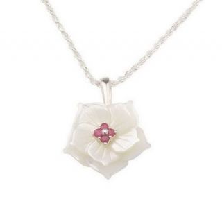 Lee Sands Mother of Pearl Flower Necklace w/17 3/4 Chain —