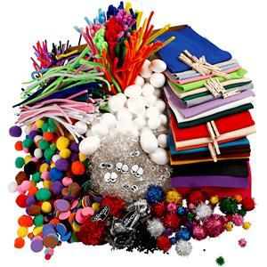 Christmas Craft Kit Polystyrene Balls Pompoms Pipe Cleaners Felt Pegs