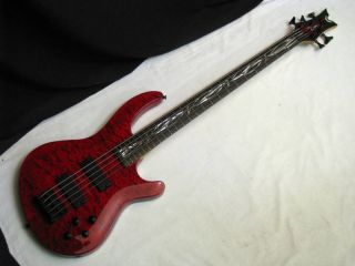 DEAN Vendetta Quilt Archtop 5 string BASS guitar in Red w/ FREE CASE