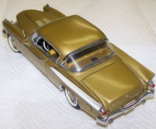 Danbury Mint 1 24 1957 Studebaker Golden Hawk New in Box Out of