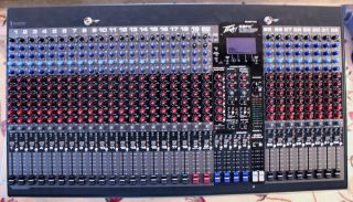 Peavey 32 FX Audio Mixer Feat Digital Processing and MP3 Recording