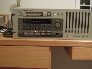Tascam Da 88 8 Track DAT Digital Tape Recorder