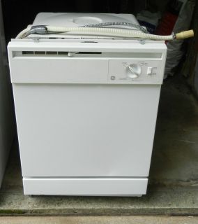 GE® Built in Dishwasher White 24” Model GSD2000GWW
