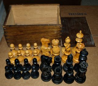 Vintage Drueke Chessmen Chess Set in Wooden Box 3 King