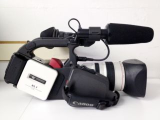 Canon DM XL1A Camcorder with Bag and Accessories