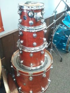 DW 4 Piece Drum Set Great Year Tobacco Stain for The Seasoned Player