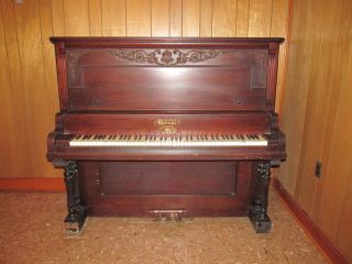 Ebersole Upright Piano – Mahogany 1903 Smith & Nixon in Cincinnati