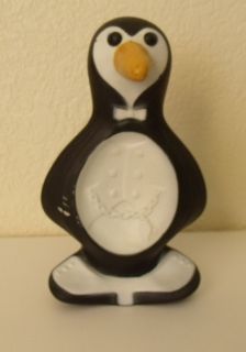  Avon's Perry The Penguin Soap Dish