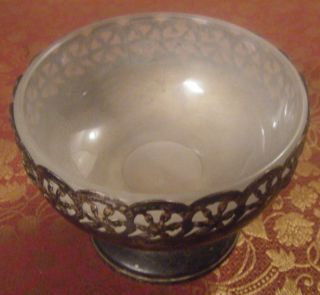Vintage Celtic Quality Plate Silverplated Dish Chalice w Glass Insert