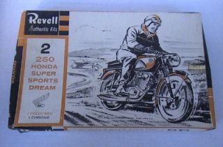 Vintage Revell H 1293 2 x 250 Honda Motor Cycle Kits