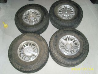 Hummer H3 Factory Wheels and Tires with TPS 285 75 R16