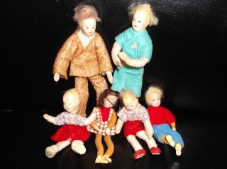 Vintage Erna Meyer (?) German Dollhouse Doll Family   2 Adults and 4