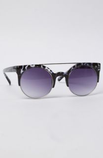 Quay Eyewear Australia The 1553 Sunglasses in Black Tortoise