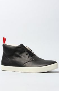 Clarks Originals The Tanner Mid Boot in Black Leather