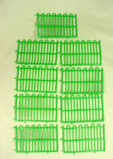 Vintage Zoo Fence Plastic Fencing 9 Pieces 2 25 High for Wild Jungle