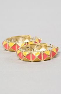 Accessories Boutique The Metal Pyramid Stud Earrings in Coral and