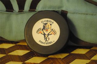 Florida Panthers Vintage NHL Hockey Official Puck Collectible NICE