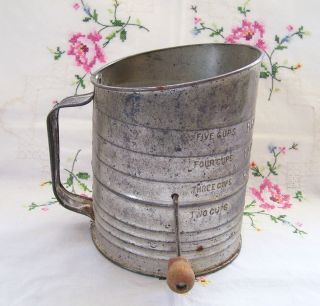 Vintage Bromwells 5 Cup Flour Sifter