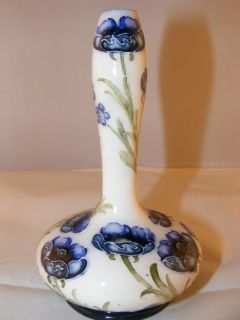  MacIntyre Burslem Moorcroft Florian Ware Poppies Decanter Vase