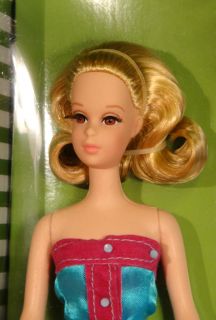 Smashin’ Satin Francie Doll Reproduction Barbie Friend