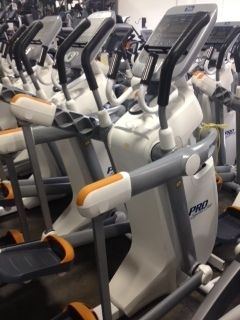 USED COMMERCIAL FITNESS EQUIPMENT 10 PRECOR AMT 100i ELLIPTICAL