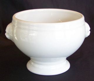  White Lions Head French Onion Soup Bowl Footed Pedestal Mint
