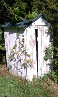  AUTHENIC FARM OUTDOOR WOODEN OUTHOUSE GARDEN TOOL SHED PRIVY BARN WOOD
