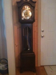 Grandmother Clock Tempus Fugit Used 3 Weights Wined up Chimes