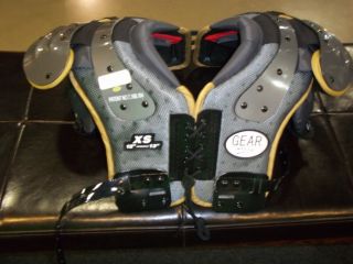  Gear 2000 Z Cool Youth Shoulder Pads x Small