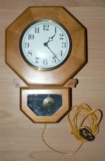 Vntg 60s General Electric Clock Wall Wood Model 8031 Works