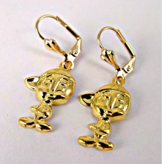 You are bidding on a beautiful Tweety Gold Filled 18k earrings.This