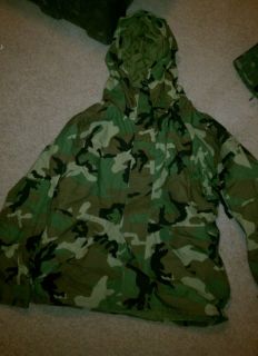 US military Army issue ECWCS gore tex jacket cold weather BDU woodland