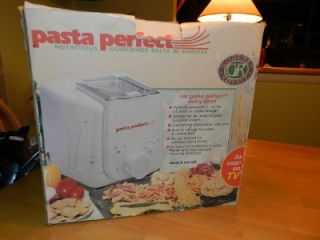 New NIB GOURMET ROYALE PASTA PERFECT Pasta Noodle & Dough Maker PM 600
