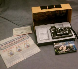 Vintage Kodak Instamatic Camera with Box